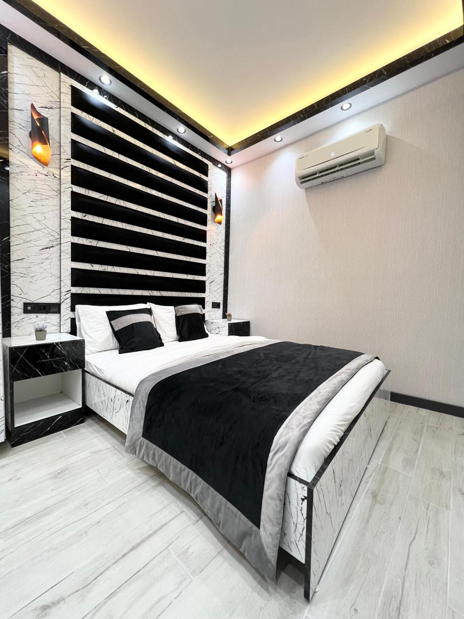 Taksim Larissa Hotel Suites イスタンブール エクステリア 写真