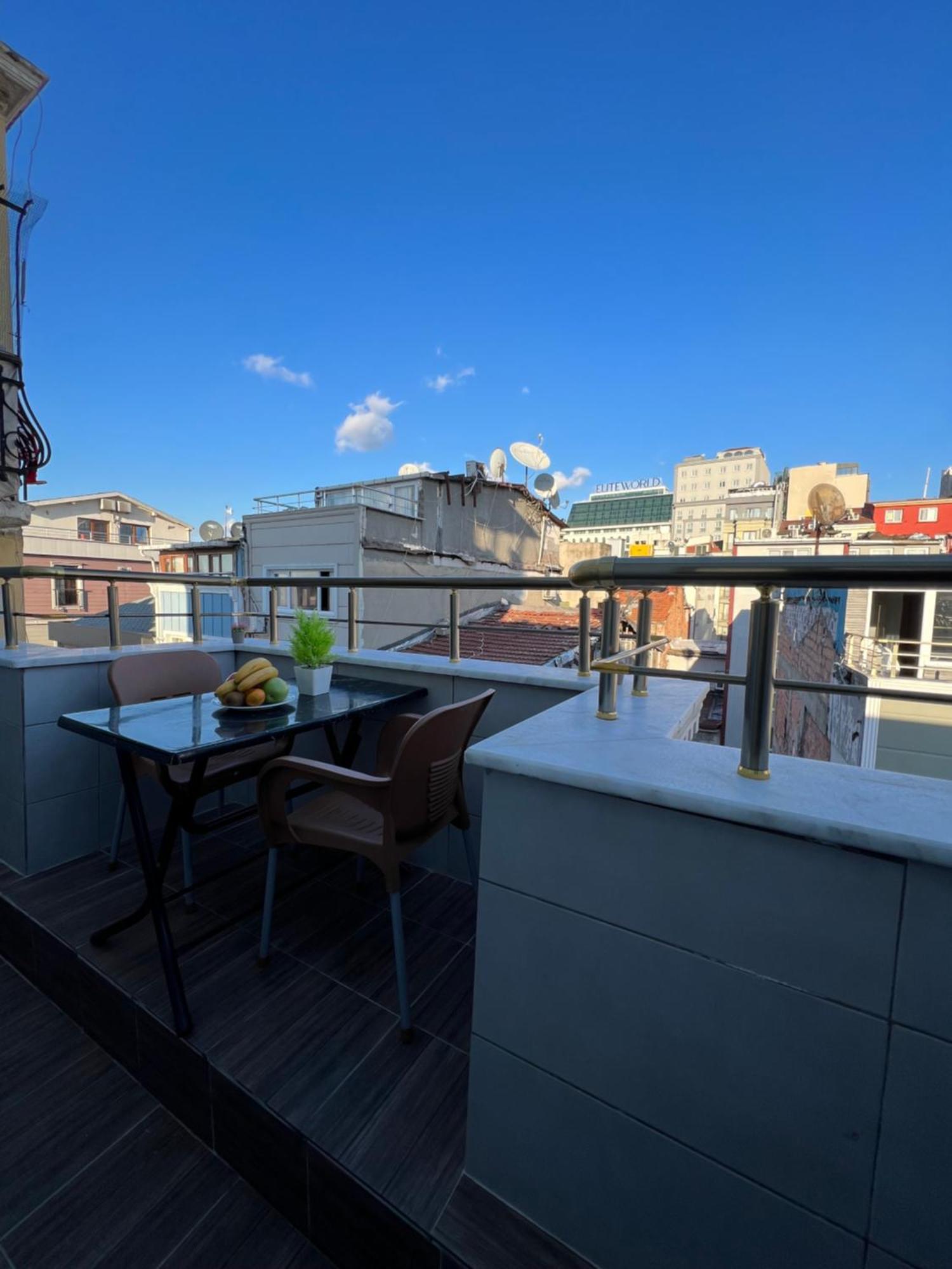 Taksim Larissa Hotel Suites イスタンブール エクステリア 写真