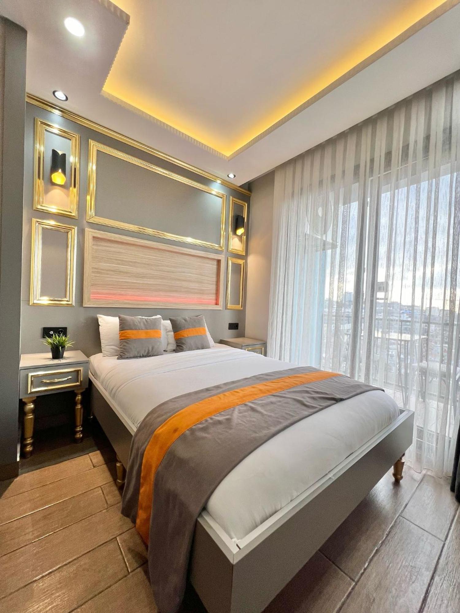Taksim Larissa Hotel Suites イスタンブール エクステリア 写真