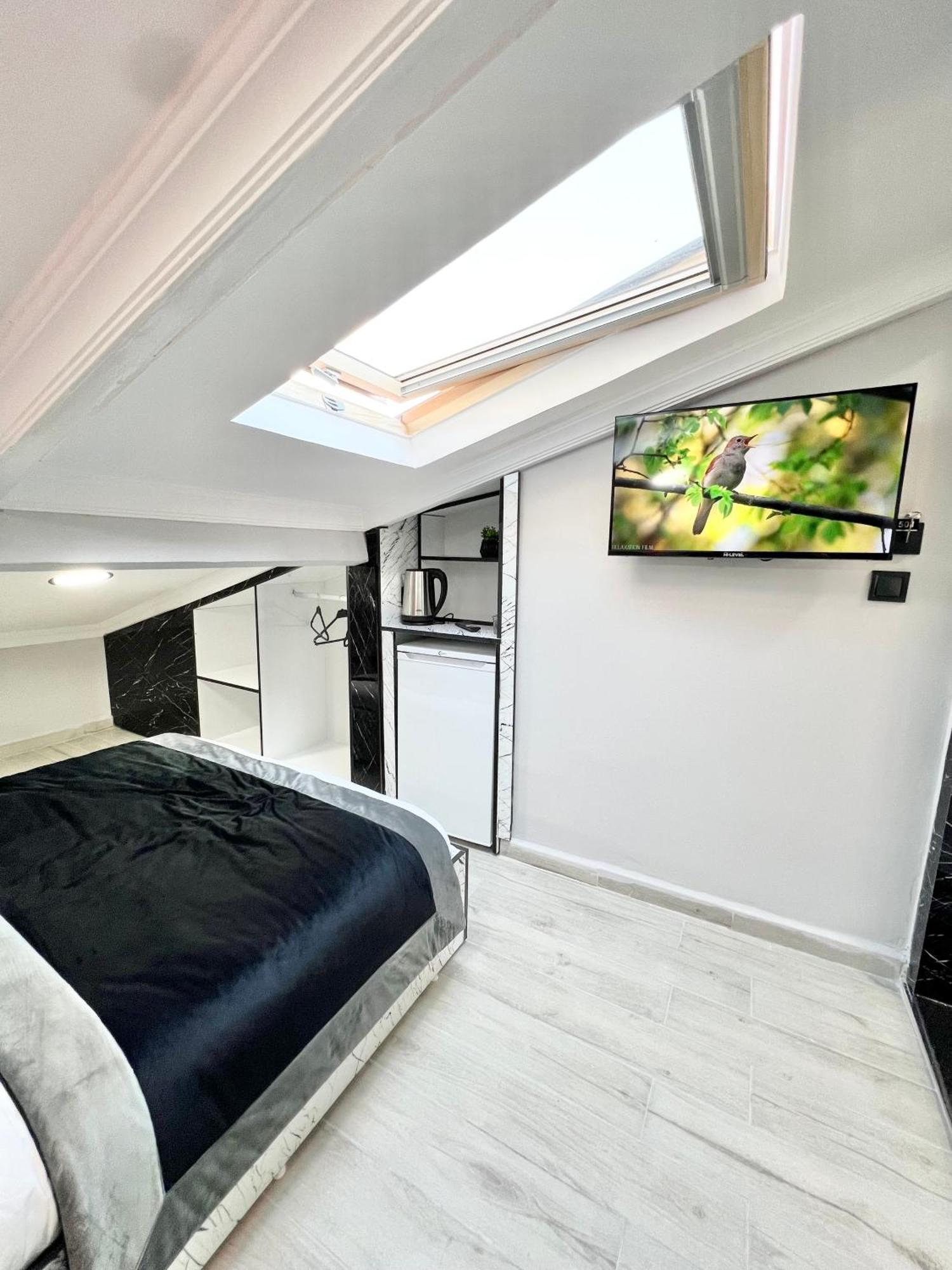 Taksim Larissa Hotel Suites イスタンブール エクステリア 写真