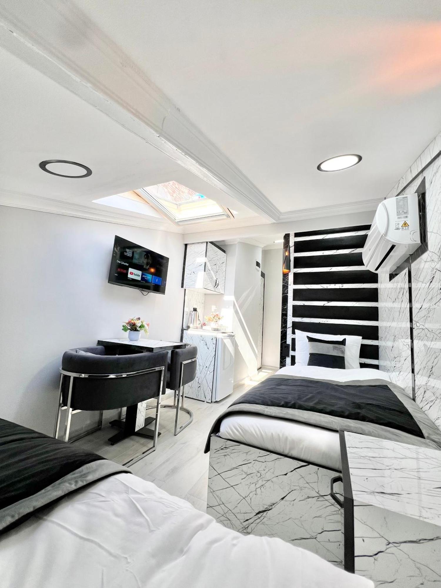 Taksim Larissa Hotel Suites イスタンブール エクステリア 写真
